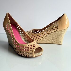 Lilly Pulitzer Resort Wedges Beige Size 8.5 M